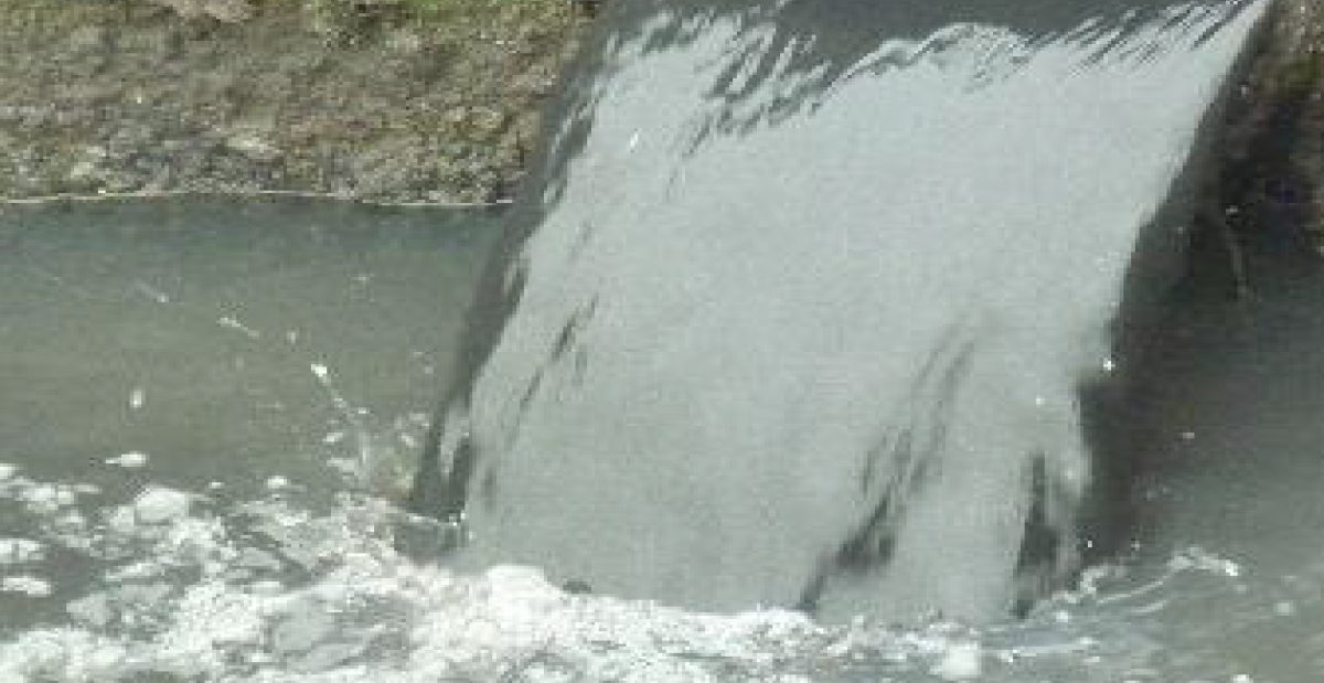 生态环境部印发《沿黄河?。ㄇ┕ひ翟扒廴菊喂ぷ鞣桨浮? decoding=